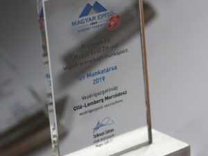 fémtalpas üveg díj